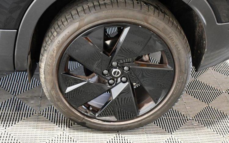 VOLVO XC40 2.0 B3 B 177ch MHEV BLACK EDITION DCT NOIR GX-161-EZ