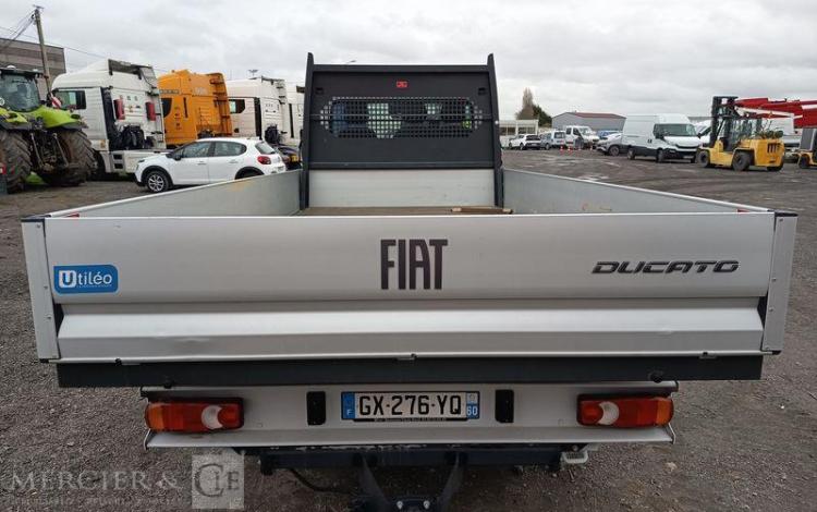 FIAT DUCATO PLATEAU 3.5 MAXI XL 2.2 180CH PACK TECHNO PREMIUM- 8904 KMS – ANNEE 2024 BLANC GX-276-YQ