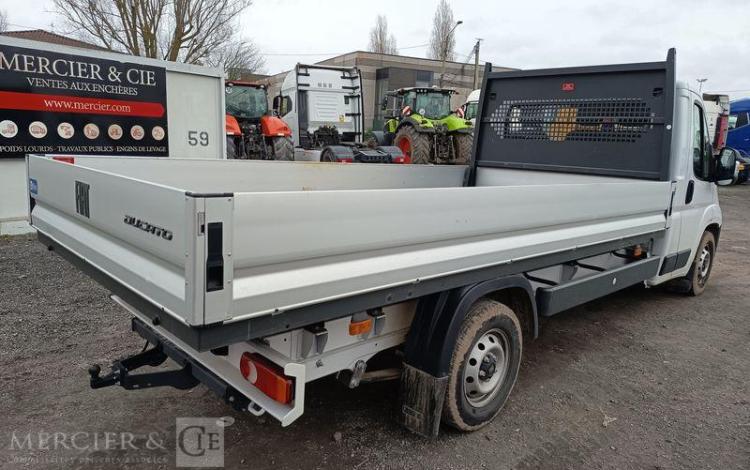 FIAT DUCATO PLATEAU 3.5 MAXI XL 2.2 180CH PACK TECHNO PREMIUM- 8904 KMS – ANNEE 2024 BLANC GX-276-YQ