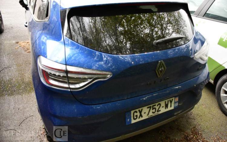 RENAULT CLIO V 1.6 E-TECH 145ch MHEV ESPRIT ALPINE BVA BLEU GX-752-WY