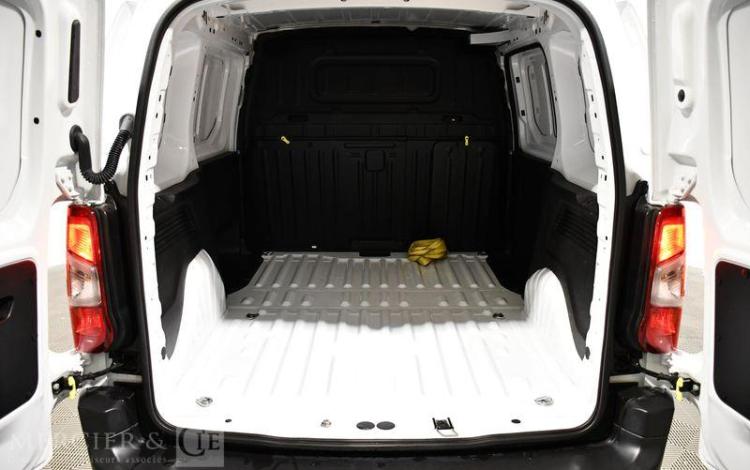 OPEL COMBO M 650 kg BLUEHDI BLANC GY-027-CV