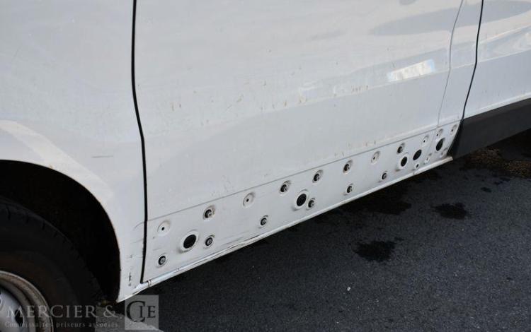 RENAULT TRAFIC L1H1 2T8 ADVANCE BLUE DCI BLANC GY-336-LC