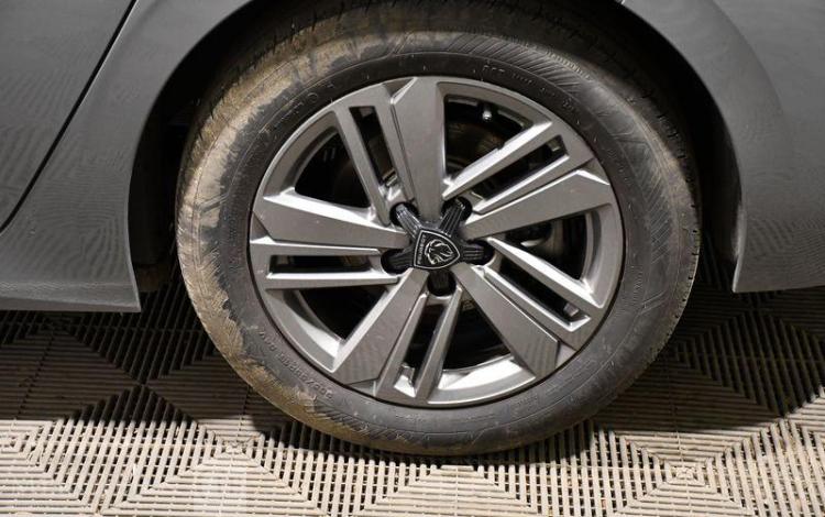 PEUGEOT 308 ACTIVE PACK PURE TECH GRIS GZ-256-CZ