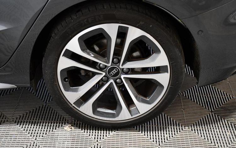 AUDI A3 SPORTABCK 35 TFSI 150 S TRONIC 7 GRIS GZ-387-WB