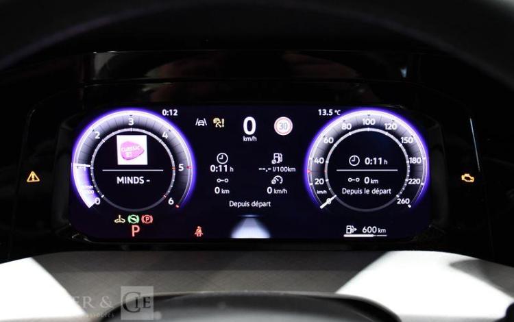 VOLKSWAGEN GOLF LIFE PLUS ancien taxi GRIS GZ-664-NN