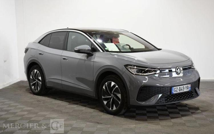 VOLKSWAGEN ID.5 PRO 286 GRIS GZ-849-YA