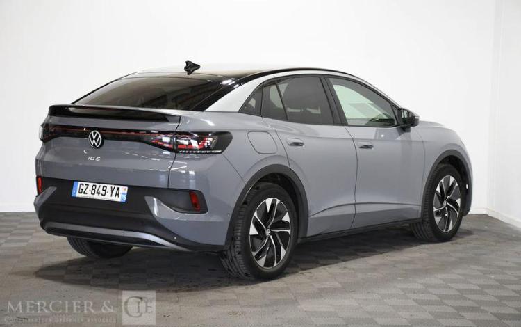 VOLKSWAGEN ID.5 PRO 286 GRIS GZ-849-YA