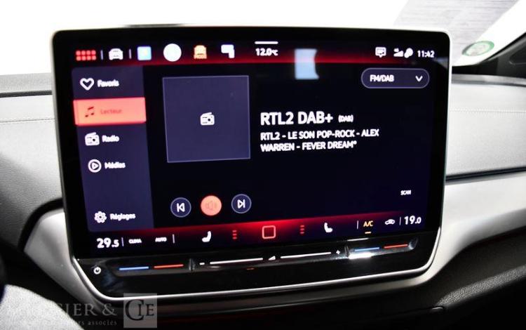 VOLKSWAGEN ID.5 PRO 286 GRIS GZ-849-YA