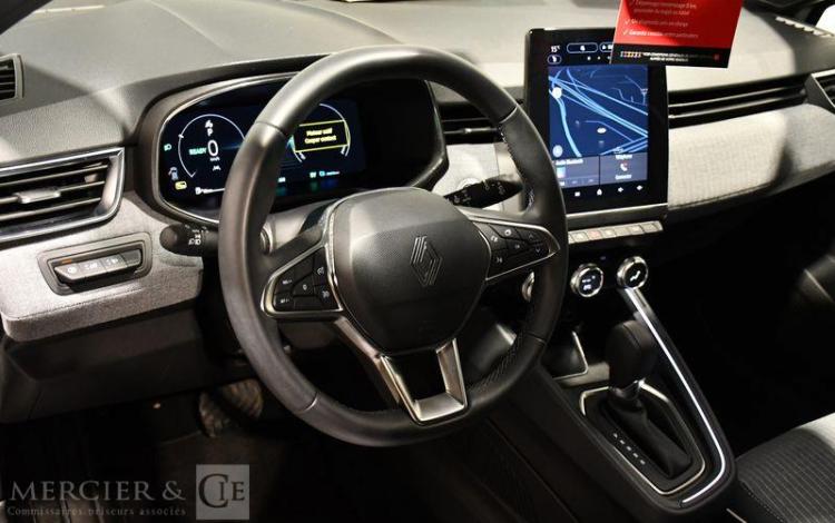 RENAULT CLIO TECHNO FULL HYBRID E-TECH GRIS HA-002-ZF