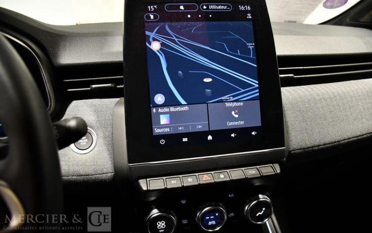 RENAULT CLIO TECHNO FULL HYBRID E-TECH GRIS HA-002-ZF