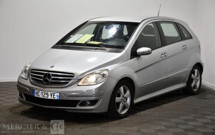 MERCEDES CLASSE B 2.0 200 CDI 140 BVA GRIS HC-129-YE