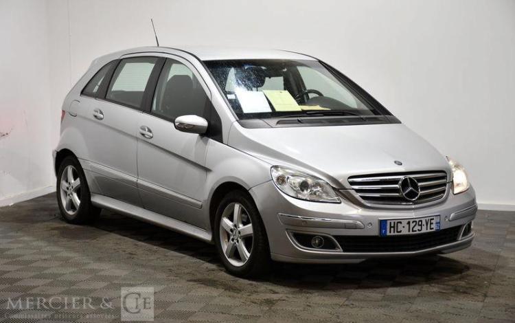 MERCEDES CLASSE B 2.0 200 CDI 140 BVA GRIS HC-129-YE