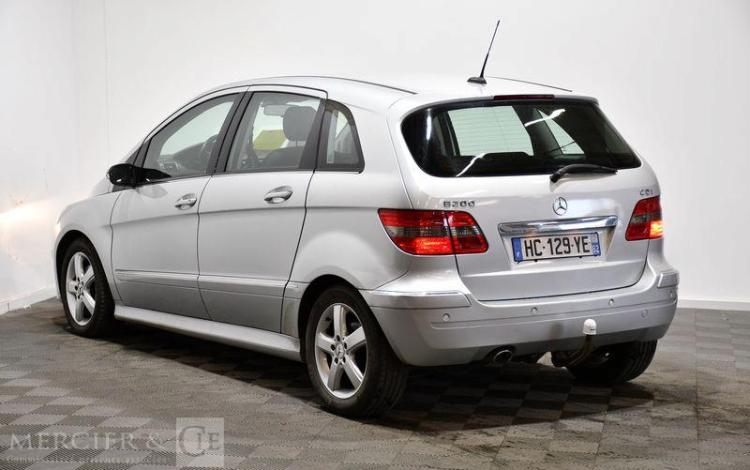 MERCEDES CLASSE B 2.0 200 CDI 140 BVA GRIS HC-129-YE