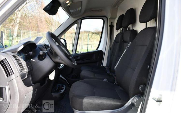 CITROEN JUMPER 3t5 L2H2 2.2 H3-POWER 140ch EAT BLANC HC-145-YN