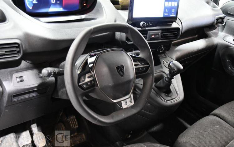 PEUGEOT PARTNER BLANC HC-271-RL