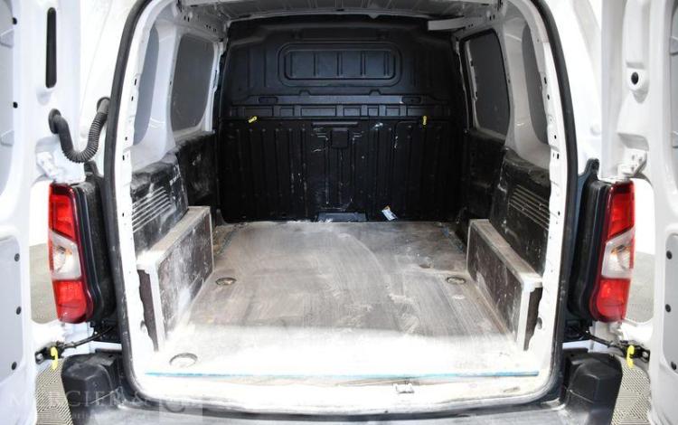 PEUGEOT PARTNER BLANC HC-384-RL