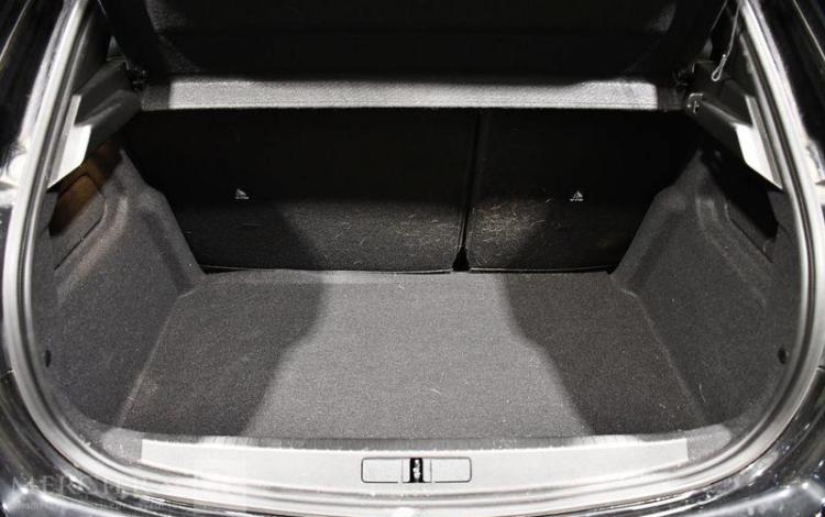 PEUGEOT 208 GT HYBRID 145CH e-DCS6 NOIR HD-533-ZH