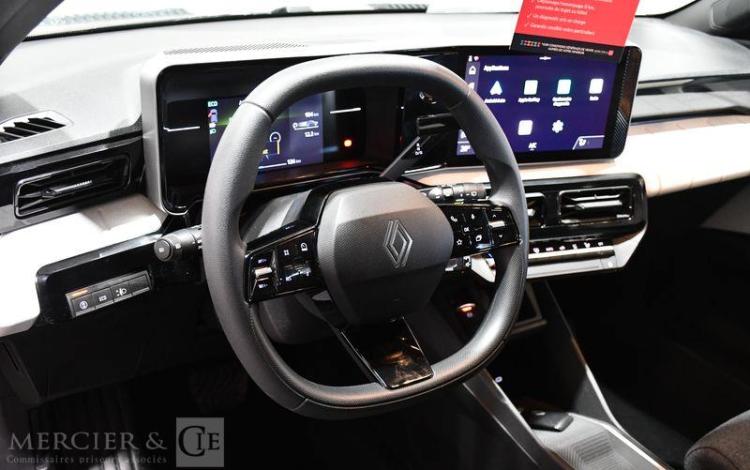 RENAULT 4 E TEC BORDEAUX HE-239-KY