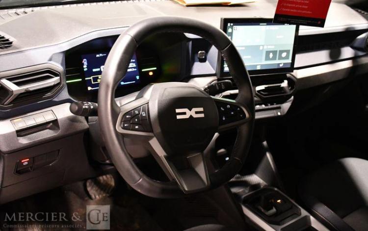 DACIA DUSTER JOURNEY HYBRID 140 VERT HE-383-NX