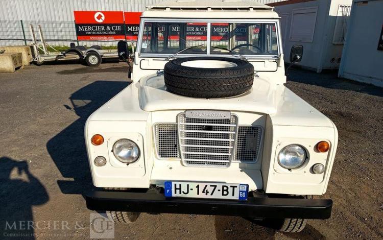 LAND ROVER LAND 88 2.2 Break  74CV – ESSENCE – 57138 KMS – ANNEE 1979 BLANC HJ-147-BT