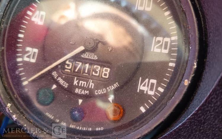 LAND ROVER LAND 88 2.2 Break  74CV – ESSENCE – 57138 KMS – ANNEE 1979 BLANC HJ-147-BT