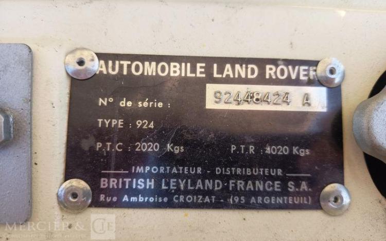 LAND ROVER LAND 88 2.2 Break  74CV – ESSENCE – 57138 KMS – ANNEE 1979 BLANC HJ-147-BT
