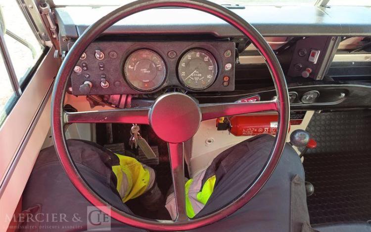 LAND ROVER LAND 88 2.2 Break  74CV – ESSENCE – 57138 KMS – ANNEE 1979 BLANC HJ-147-BT