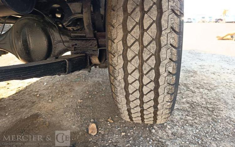 LAND ROVER LAND 88 2.2 Break  74CV – ESSENCE – 57138 KMS – ANNEE 1979 BLANC HJ-147-BT