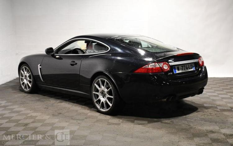 JAGUAR XKR COUPE SURALIMENTE 4.2 415 BVA BLEU MEMW1711
