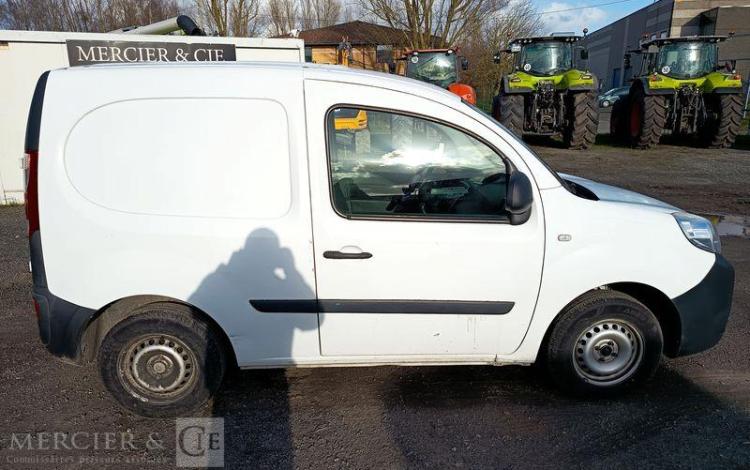 RENAULT KANGOO  II Express Compact Phase 2 (VU) 1.5 dCi Energy S&S 75 cv – ANNEE 2019 BLANC FM-672-LL
