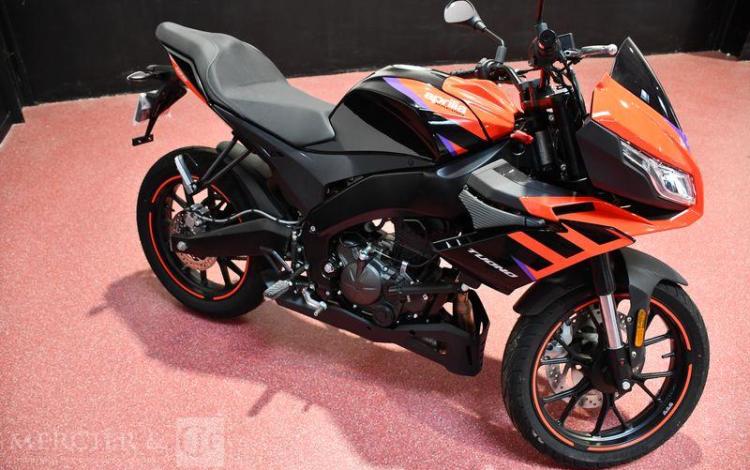 APPRILIA MOTO TUONO 125 NOIRE/ROUGE 4511