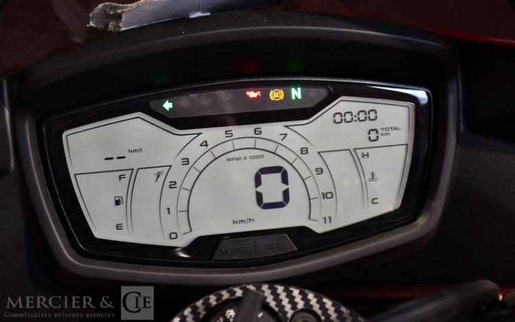 APPRILIA MOTO TUONO 125 NOIRE/ROUGE 4511