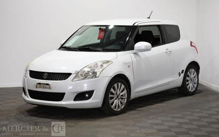 SUZUKI SWIFT 1,2 VVT 90cv BLANC 1LFJ335