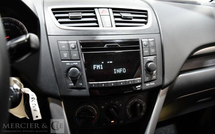 SUZUKI SWIFT 1,2 VVT 90cv BLANC 1LFJ335