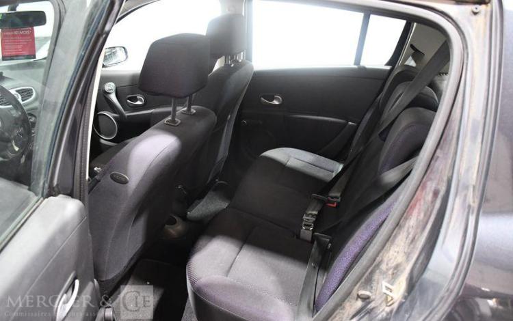 RENAULT CLIO 1.4 100CH CONFORT PACK EXPRESSION CLIM GRIS BA-980-ML