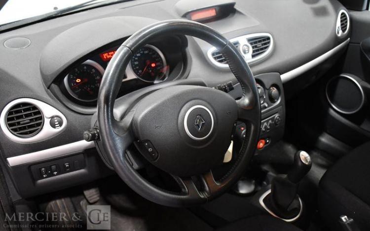 RENAULT CLIO 1.4 100CH CONFORT PACK EXPRESSION CLIM GRIS BA-980-ML