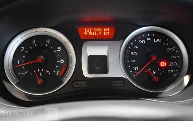 RENAULT CLIO 1.4 100CH CONFORT PACK EXPRESSION CLIM GRIS BA-980-ML
