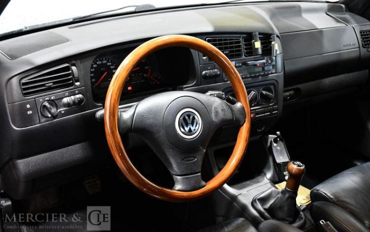 VOLKSWAGEN GOLF III CABRIOLET 2,0 115 NOIR BAK8150