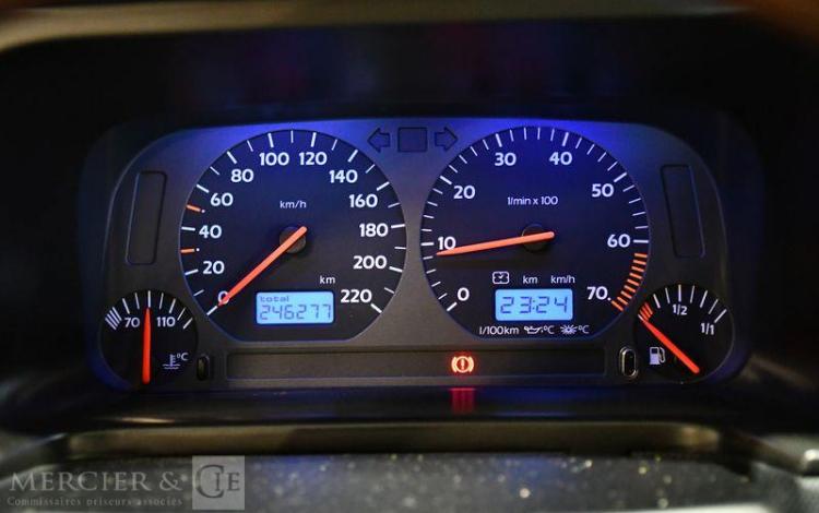 VOLKSWAGEN GOLF III CABRIOLET 2,0 115 NOIR BAK8150