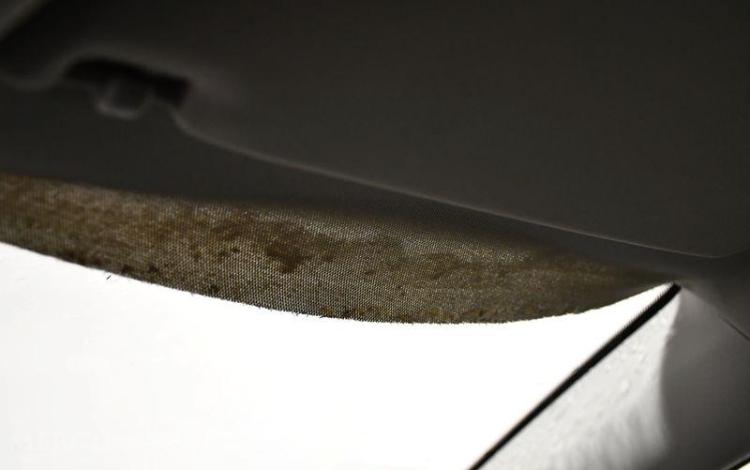 VOLKSWAGEN POLO 1.6 TDI 90ch SPORTLINE ROUGE BB-474-JA