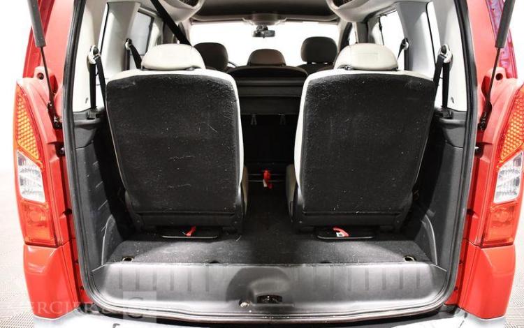PEUGEOT PARTNER TEPEE COMBI 1,6 HDI 90 LOISIRS ROUGE BB-839-XK