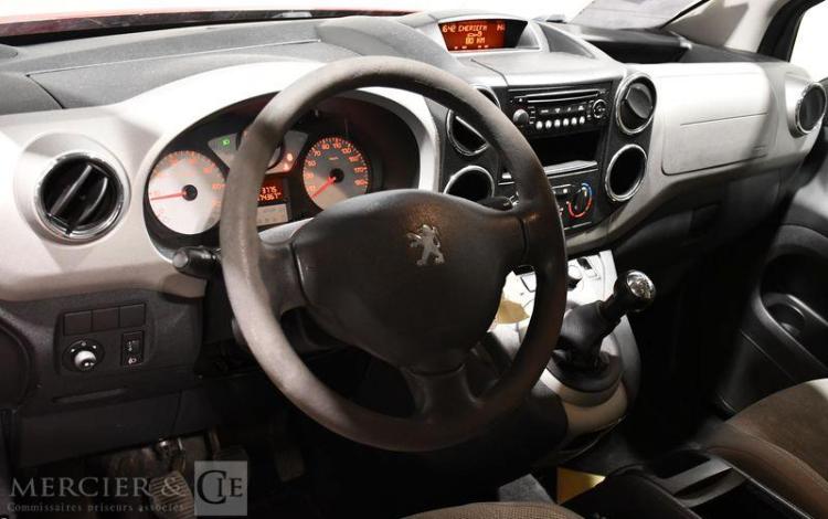PEUGEOT PARTNER TEPEE COMBI 1,6 HDI 90 LOISIRS ROUGE BB-839-XK