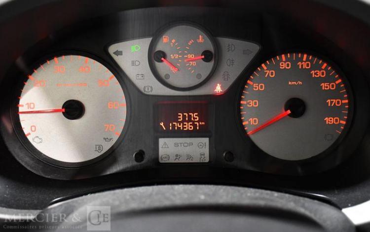 PEUGEOT PARTNER TEPEE COMBI 1,6 HDI 90 LOISIRS ROUGE BB-839-XK