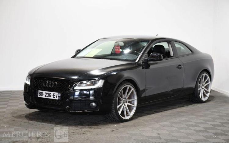 AUDI A5 COUPE 3,0 TDI 240 AMBIENTE QUATTRO NOIR BD-236-EV