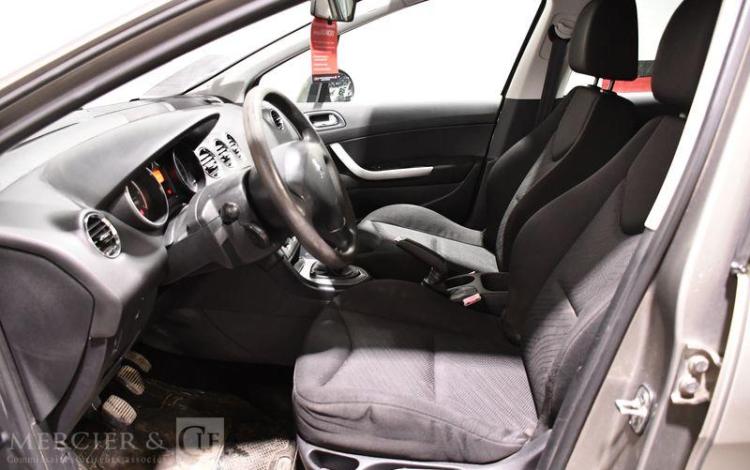 PEUGEOT 308 1,6 HDI 90 CONFORT BEIGE BF-529-EY