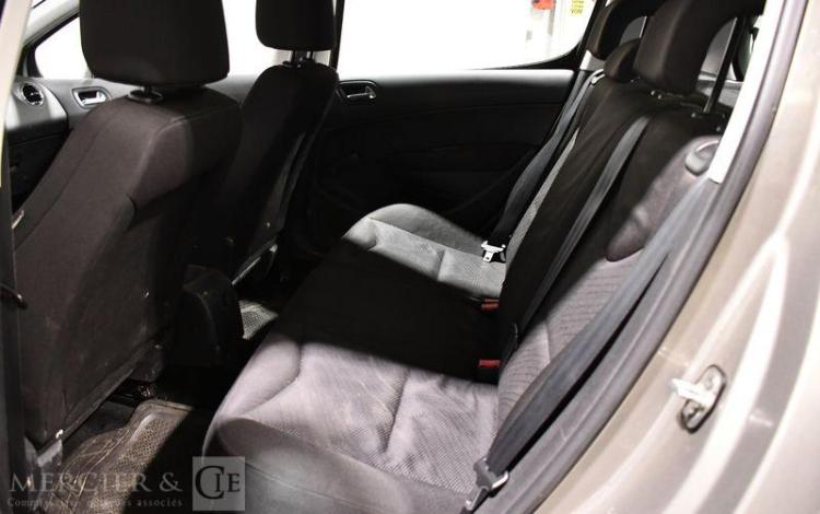 PEUGEOT 308 1,6 HDI 90 CONFORT BEIGE BF-529-EY