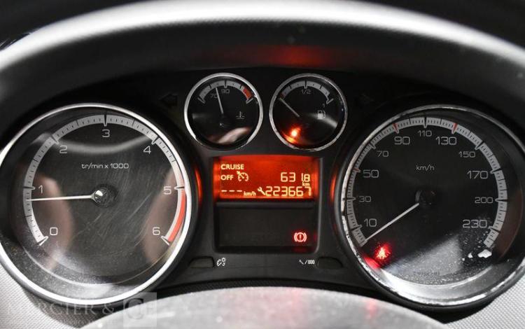 PEUGEOT 308 1,6 HDI 90 CONFORT BEIGE BF-529-EY