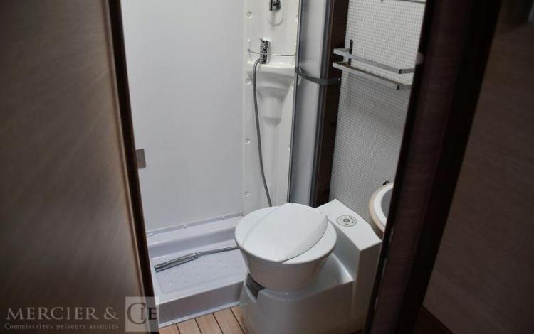 FIAT DUCATO BAVARIA T71 ARTIC BLANC BK-557-WJ