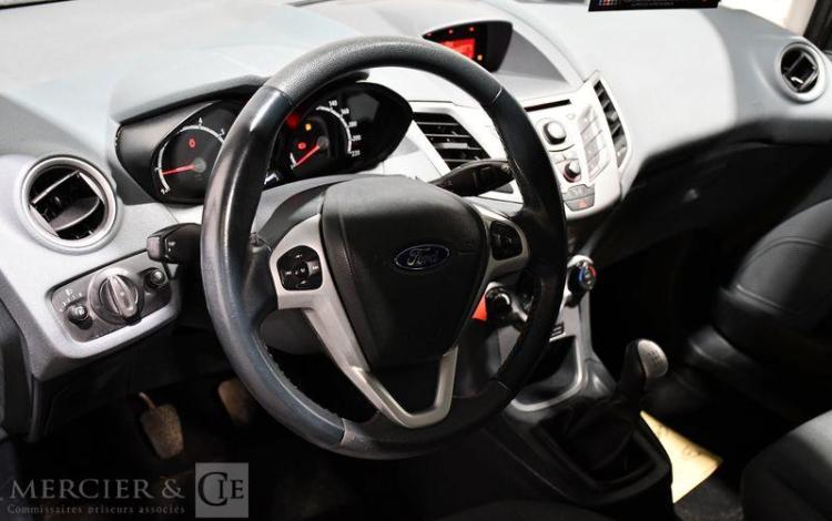 FORD FIESTA 1.2 80ch TREND NOIR BN-121-VH