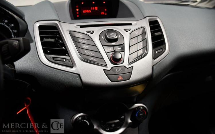 FORD FIESTA 1.2 80ch TREND NOIR BN-121-VH